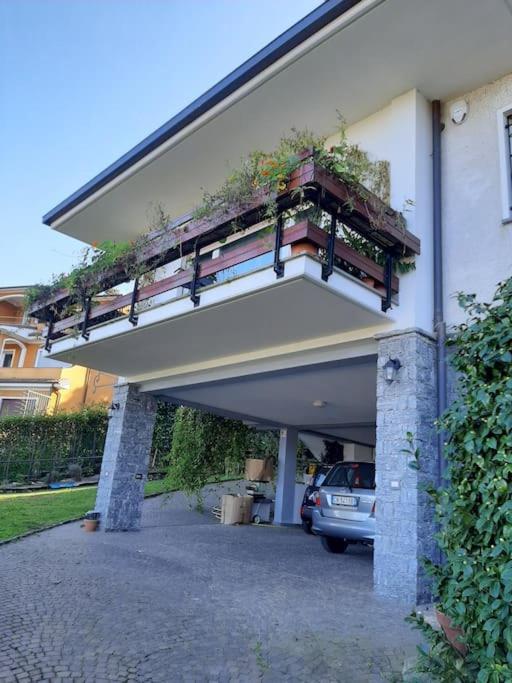 La Finestra Sul Lago - In Villa Con Vista E Posto Auto Coperto Стреза Экстерьер фото